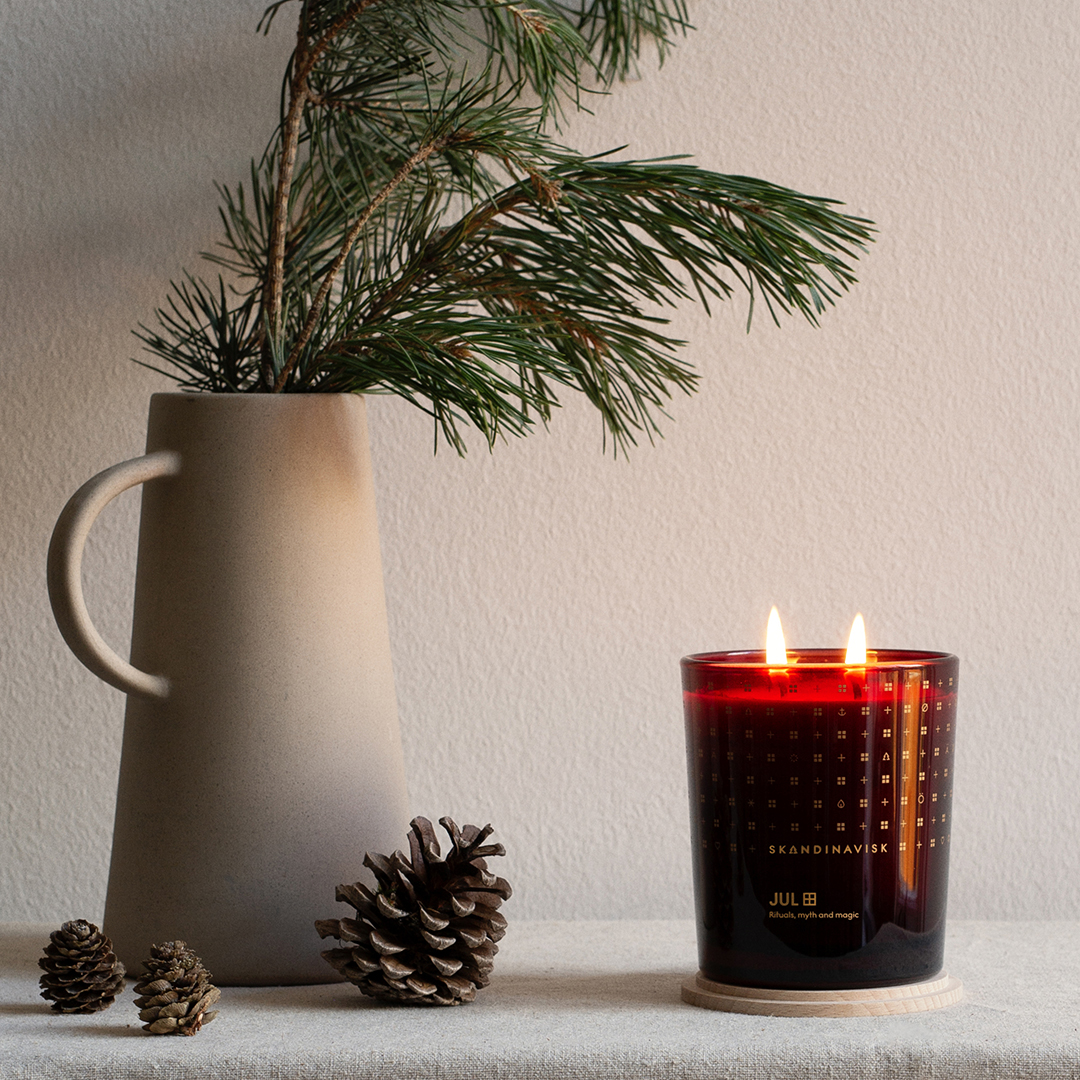 JUL Christmas scented candle by Skandinavisk