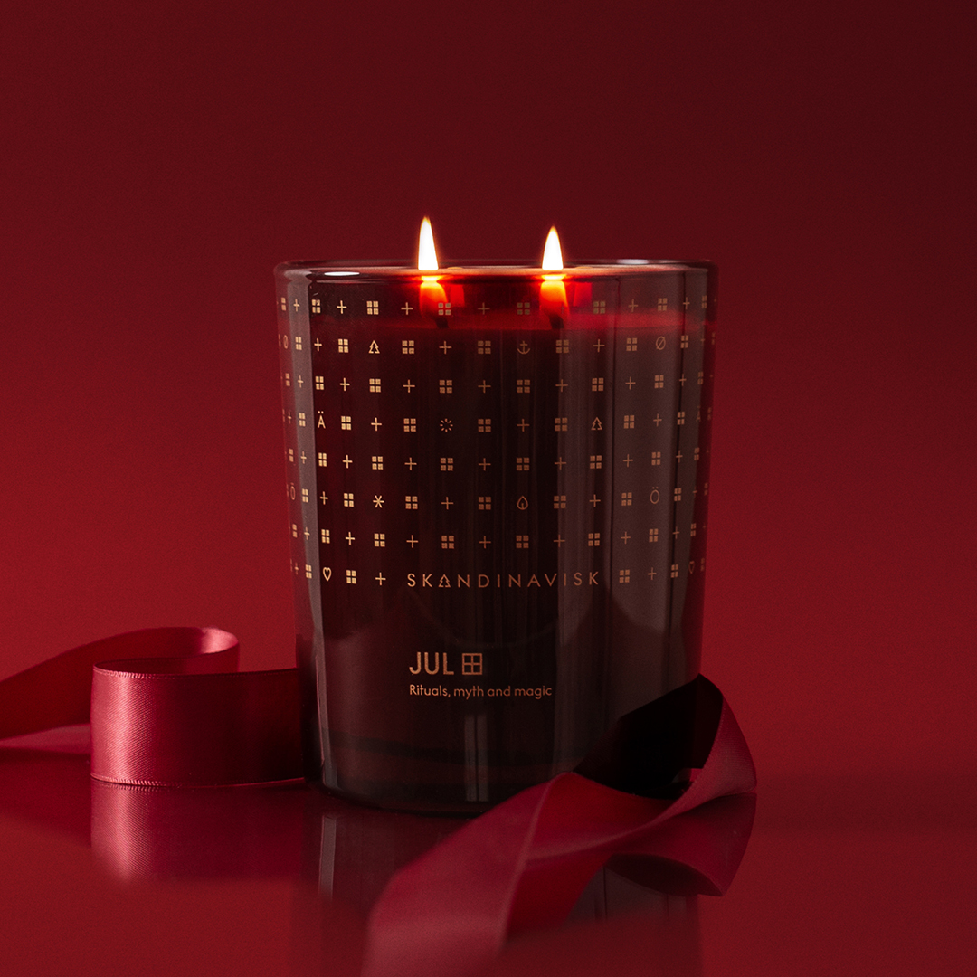 JUL Christmas scented candle by Skandinavisk